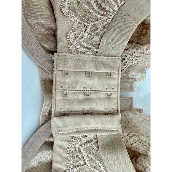 Bali Lift NWT size 40D nude lace underwire bra style 6543 - Picture 4 of 5